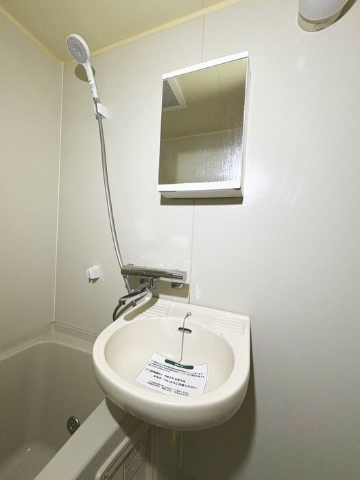 物件内観写真14　(洗面)