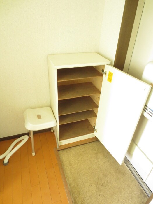 物件内観写真18　(靴箱)