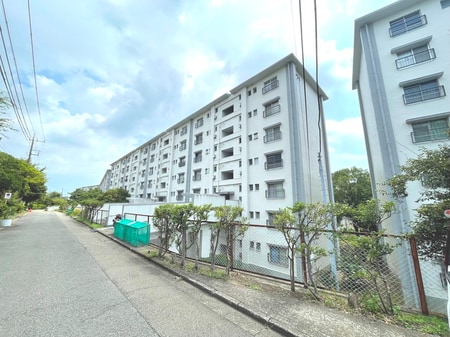 麻生台団地２１号棟(603)外観写真
