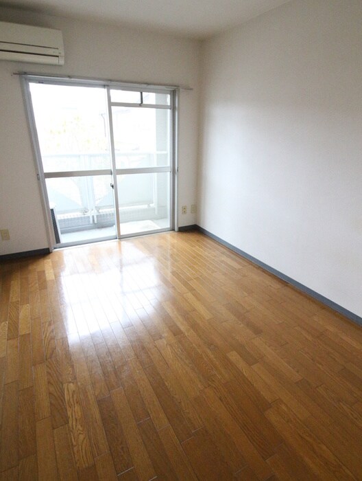 物件内観写真13　(居室)