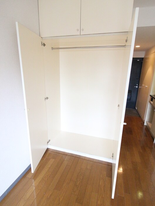 物件内観写真18　(収納)