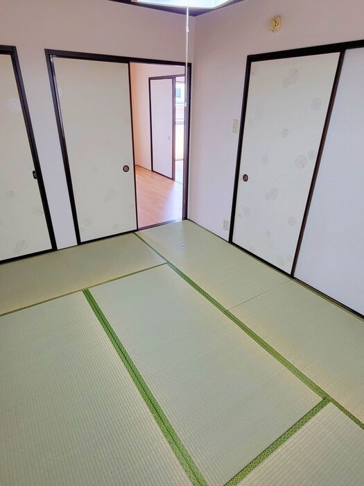 物件内観写真17　(居室)