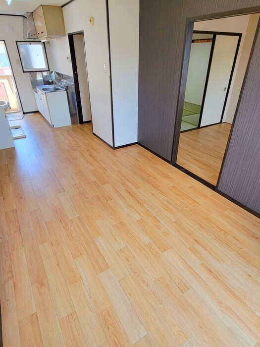 物件内観写真19　(廊下)