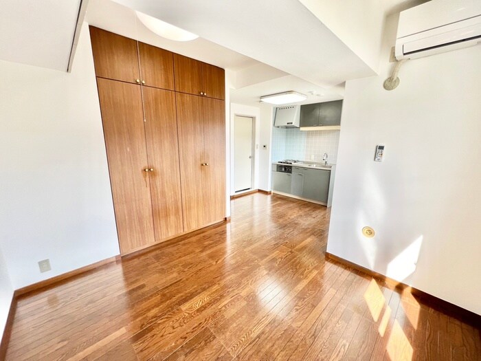 物件内観写真8　(居室)