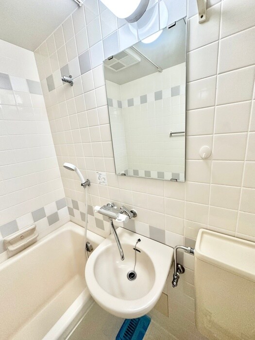 物件内観写真10　(洗面)