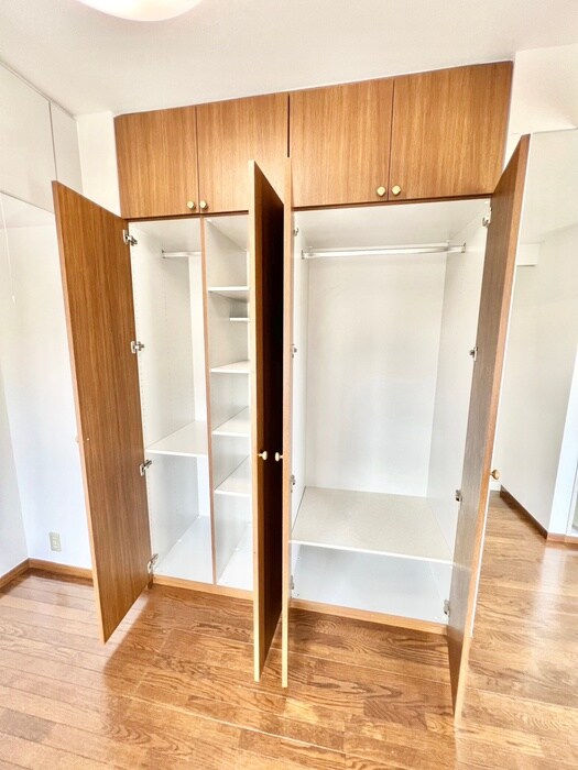 物件内観写真16　(収納)