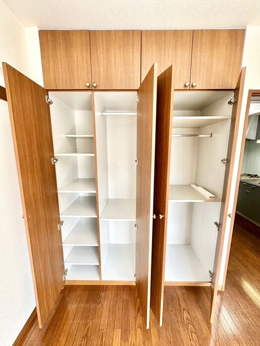 物件内観写真16　(収納)