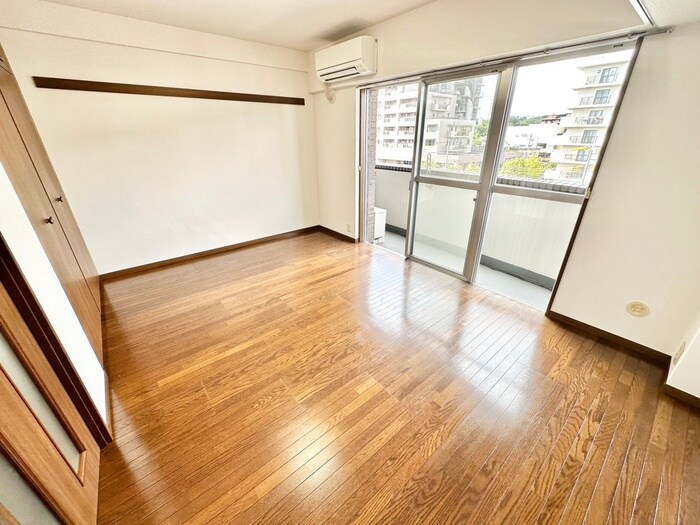 物件内観写真18　(居室)