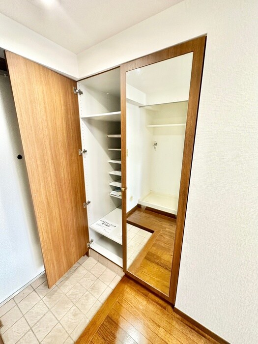 物件内観写真19　(靴箱)