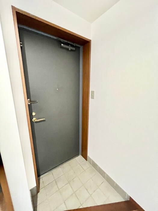 物件内観写真20　(玄関)