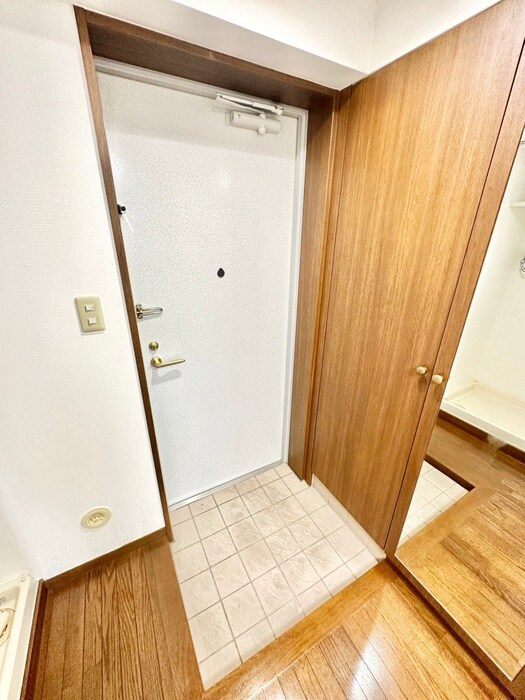 物件内観写真20　(玄関)