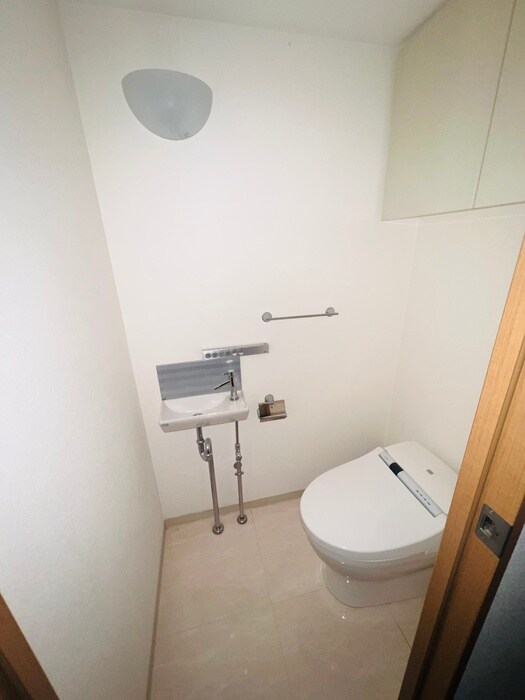 物件内観写真11　(トイレ)
