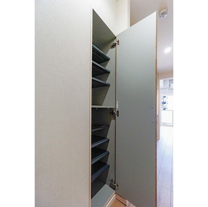 物件内観写真14　(靴箱)