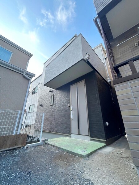 V.I.Pプラチナハウス外観写真