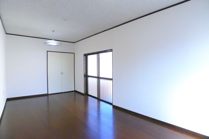 物件内観写真19　(室内からの展望)