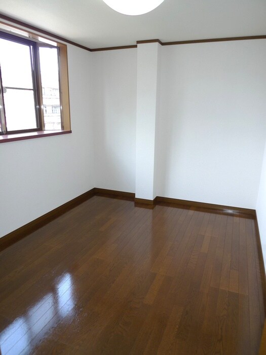 物件内観写真6　(居室)