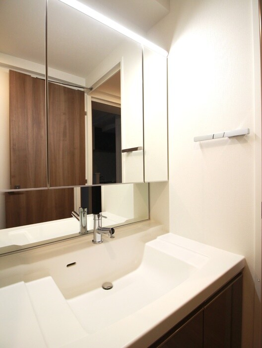 物件内観写真14　(洗面)