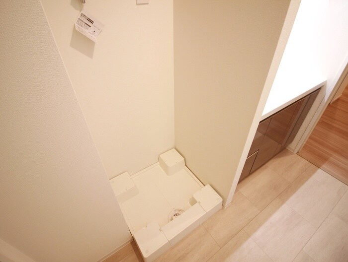 物件内観写真19　(洗濯機置場)