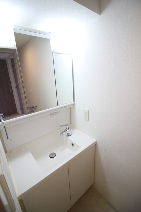 物件内観写真13　(洗面)