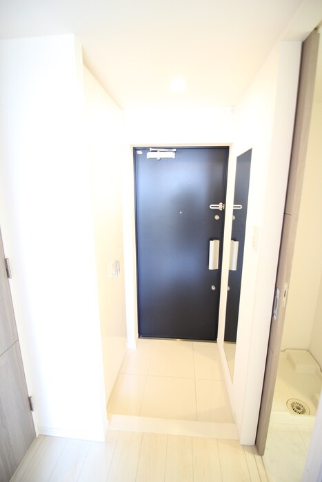 物件内観写真15　(玄関)