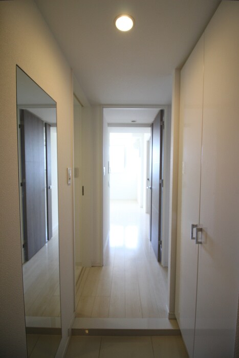 物件内観写真19　(玄関)