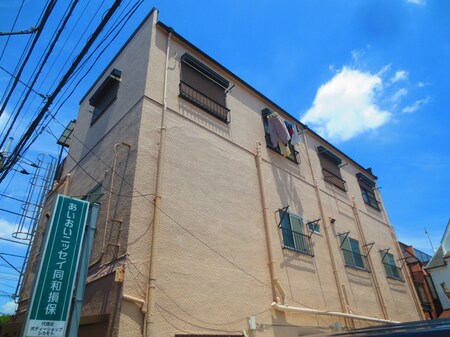 酒井マンション第２（１階）外観写真