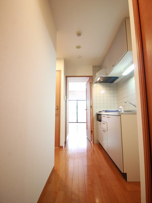 物件内観写真21　(廊下)