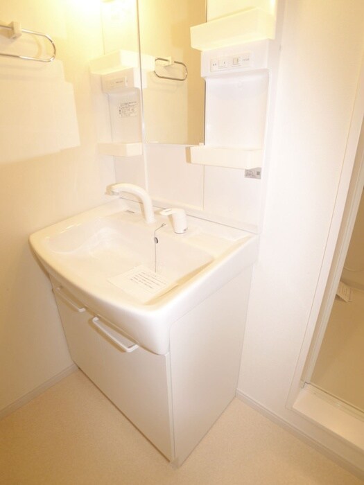 物件内観写真9　(洗面)