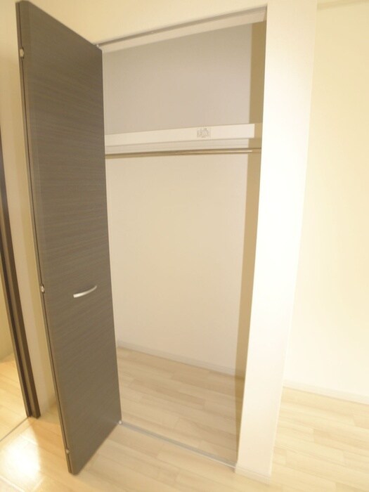 物件内観写真11　(収納)