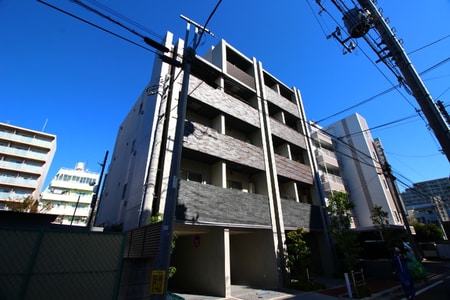 ＢＲＥＥＺＥ　ＩＴＡＢＡＳＨＩ外観写真