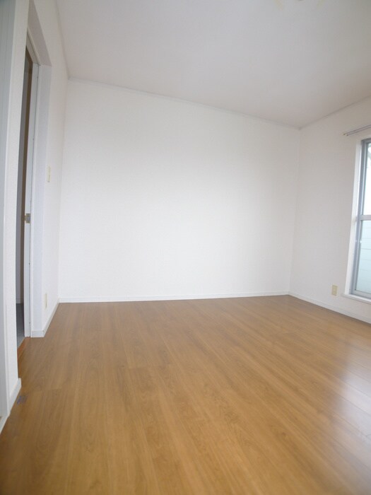 物件内観写真14　(居室)