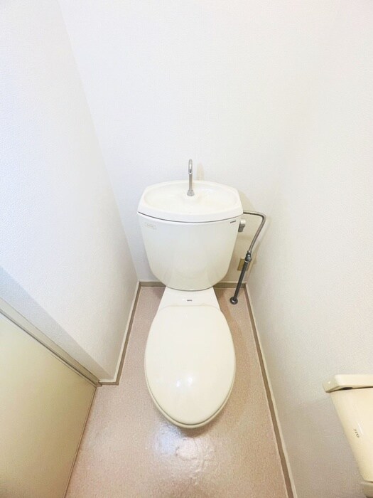 物件内観写真14　(トイレ)