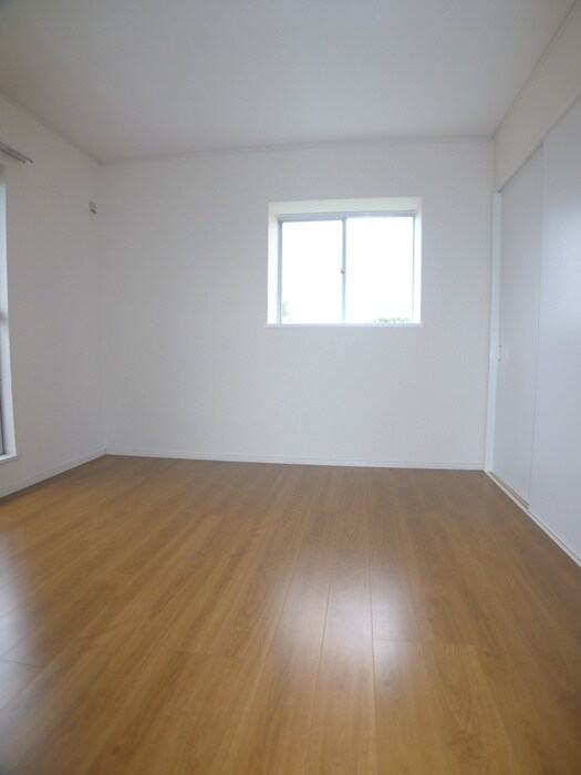 物件内観写真16　(居室)