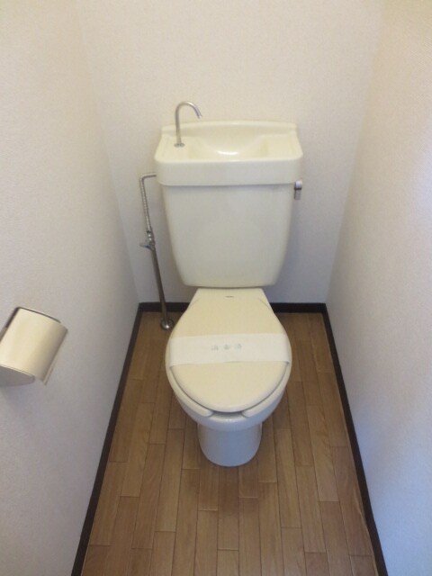 物件内観写真15　(トイレ)