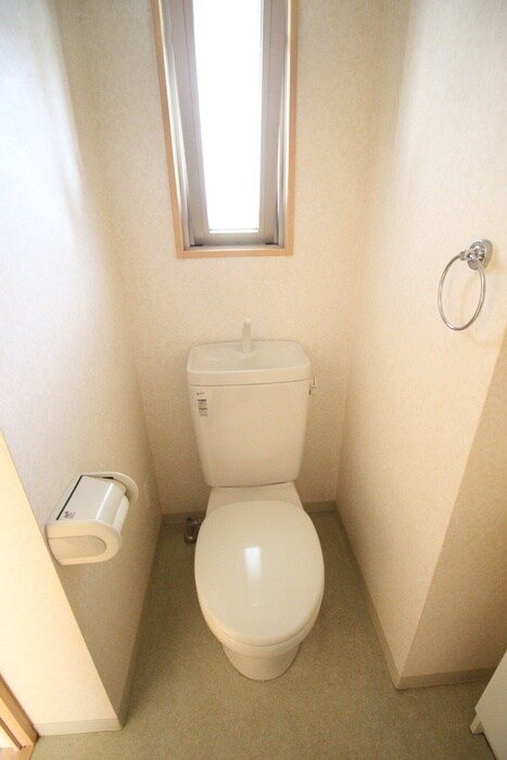 物件内観写真9　(トイレ)