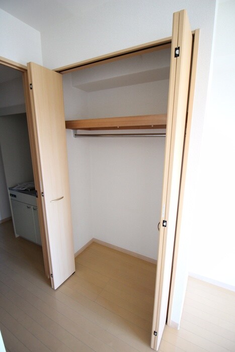 物件内観写真13　(収納)