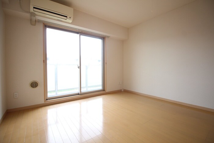 物件内観写真21　(居室)