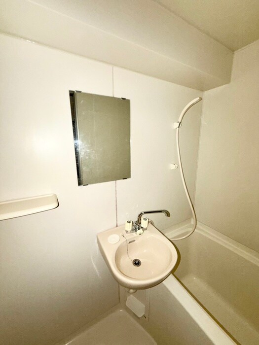 たかはしビルの洗面