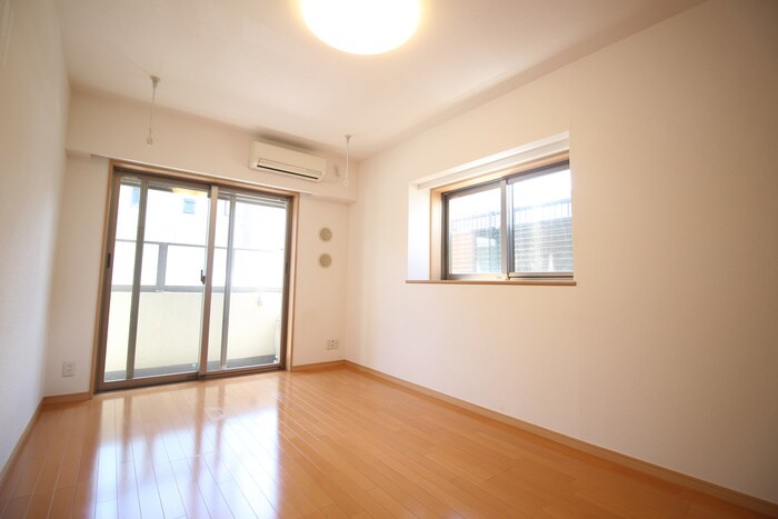 物件内観写真15　(居室)