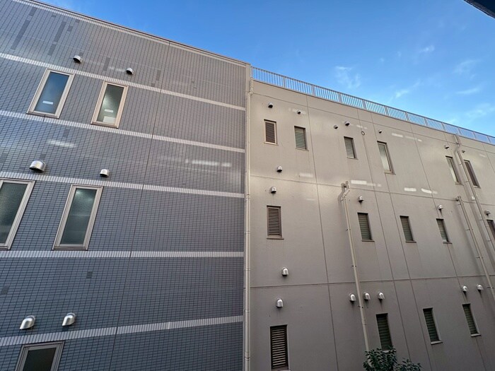 物件内観写真17　(室内からの展望)