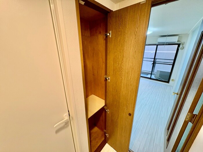 物件内観写真18　(収納)