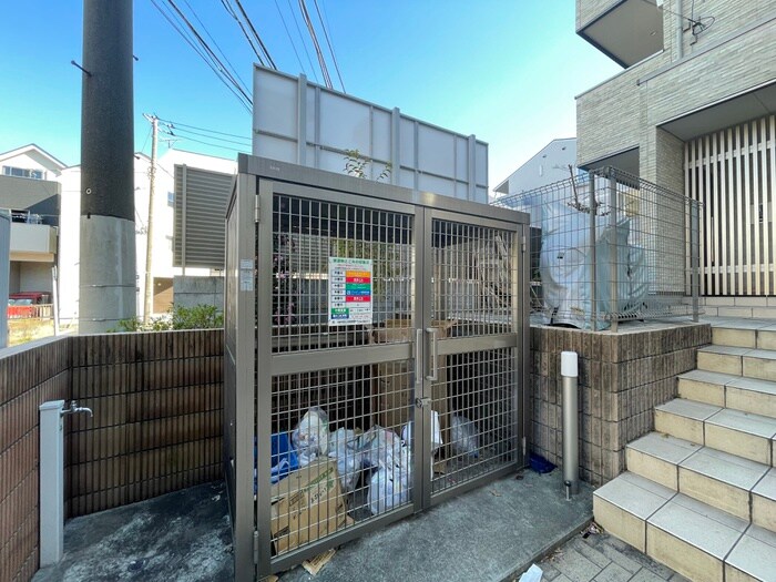 物件外観写真6　(建物設備)