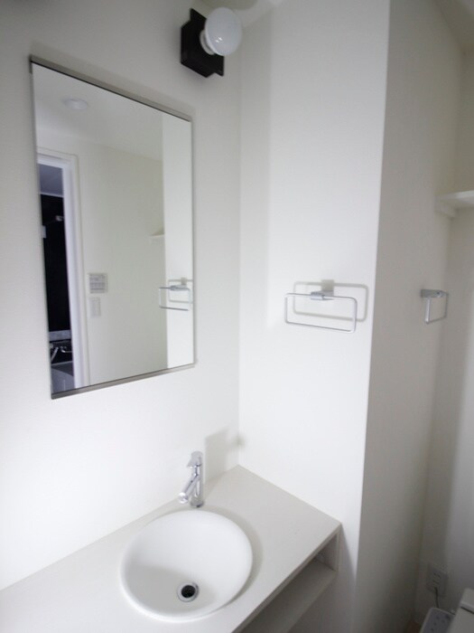 物件内観写真11　(洗面)