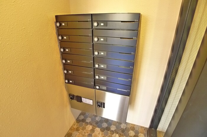 物件外観写真4　(建物設備)