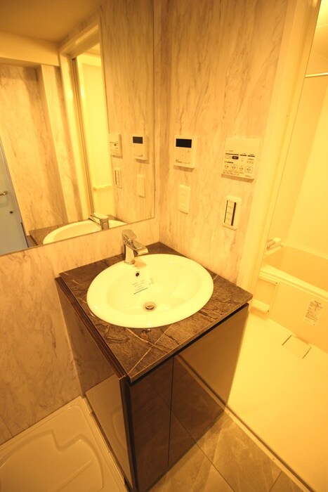 物件内観写真12　(洗面)