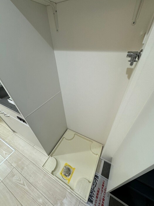 物件内観写真13　(洗濯機置場)