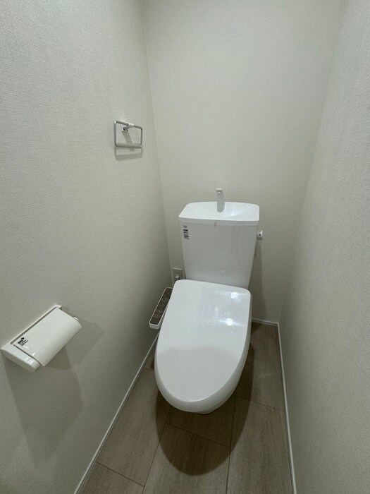 物件内観写真14　(トイレ)