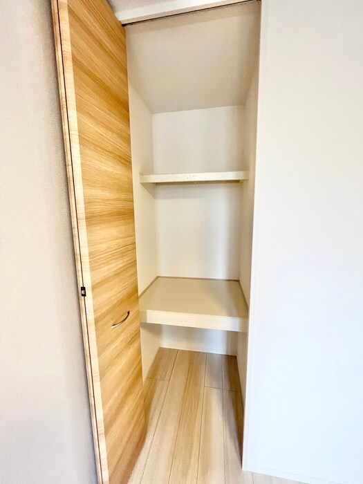 物件内観写真22　(収納)