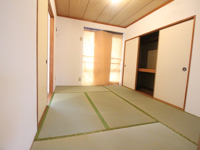 物件内観写真7　(収納)