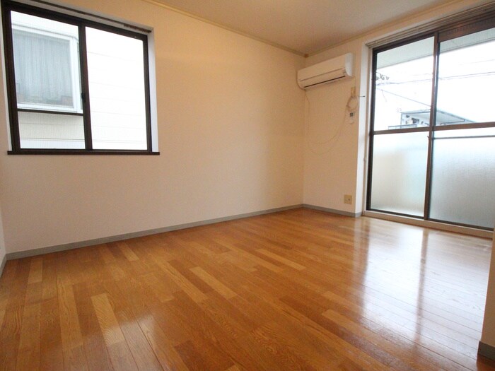 物件内観写真8　(居室)